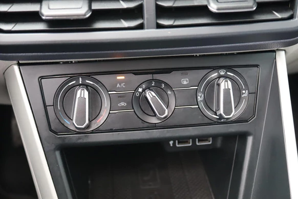 Volkswagen Polo - Afbeelding 23 van 30