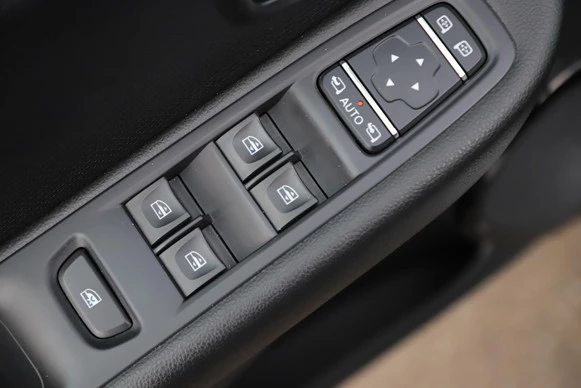 Renault Clio - Afbeelding 11 van 23