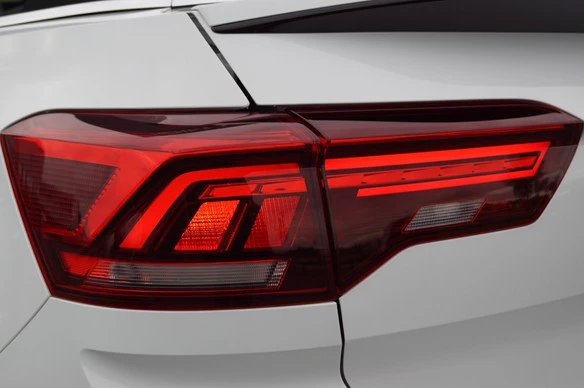 Volkswagen T-Roc - Afbeelding 13 van 30