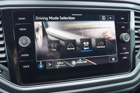 Volkswagen T-Roc - Afbeelding 19 van 30