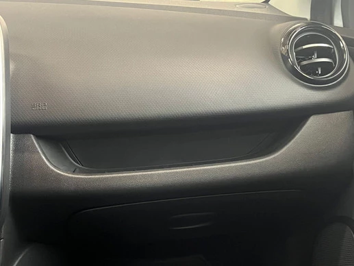 Renault Clio - Afbeelding 13 van 26