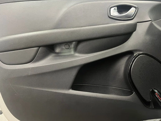 Renault Clio - Afbeelding 14 van 26