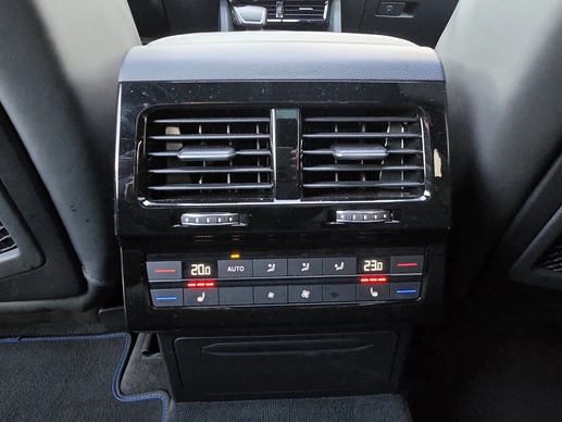 Volkswagen Touareg - Afbeelding 8 van 30