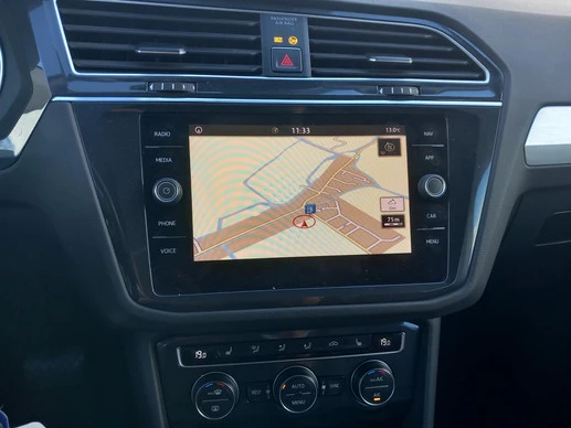 Volkswagen Tiguan - Afbeelding 18 van 21