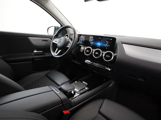 Mercedes-Benz GLA - Afbeelding 2 van 30