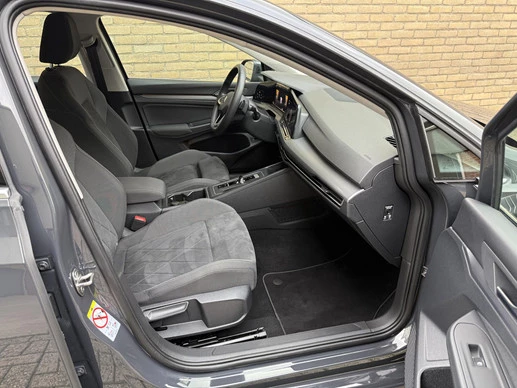 Volkswagen Golf - Afbeelding 19 van 30