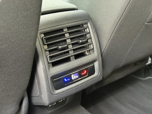 Volkswagen Golf - Afbeelding 22 van 30