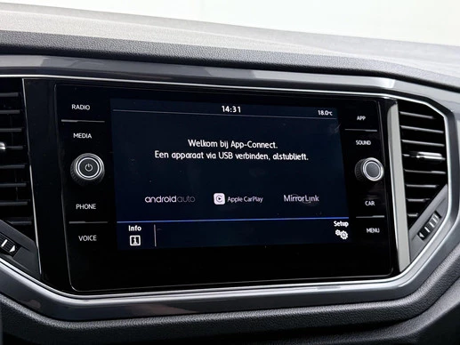 Volkswagen T-Roc - Afbeelding 14 van 22