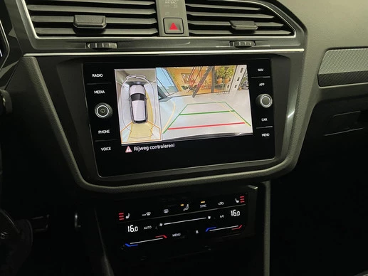 Volkswagen Tiguan - Afbeelding 13 van 30