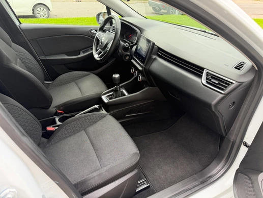 Renault Clio - Afbeelding 12 van 24