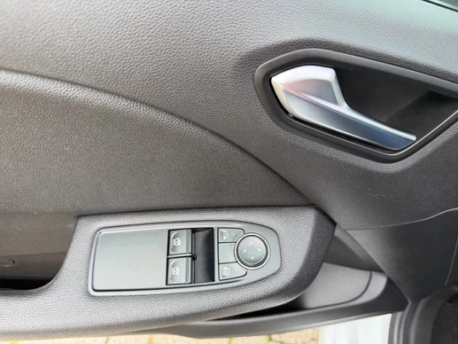 Renault Clio - Afbeelding 17 van 24