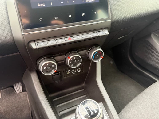 Renault Clio - Afbeelding 22 van 24