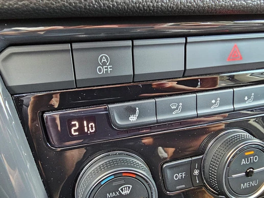 Volkswagen T-Roc - Afbeelding 18 van 30
