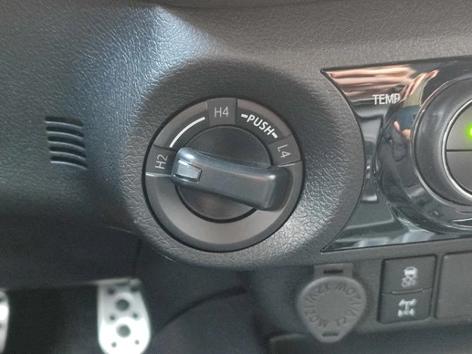 Toyota Hilux - Afbeelding 26 van 30