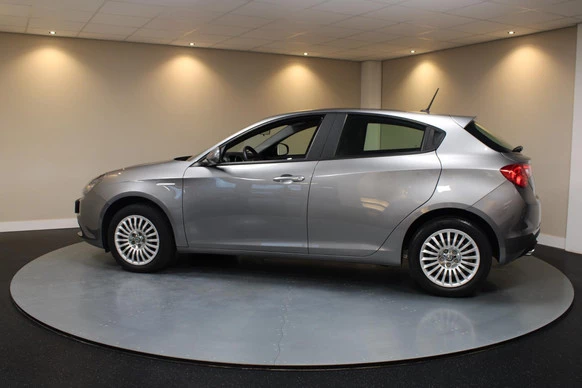 Alfa Romeo Giulietta - Afbeelding 2 van 30