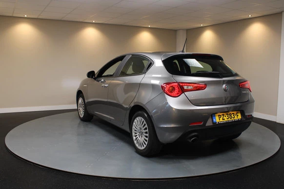 Alfa Romeo Giulietta - Afbeelding 3 van 30