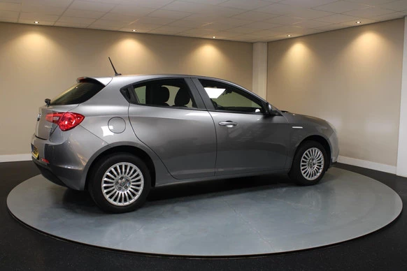Alfa Romeo Giulietta - Afbeelding 5 van 30