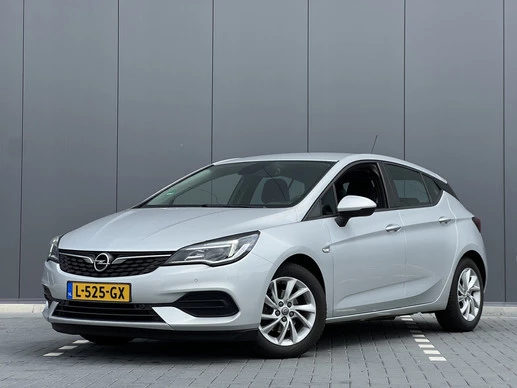 Opel Astra - Afbeelding 1 van 30