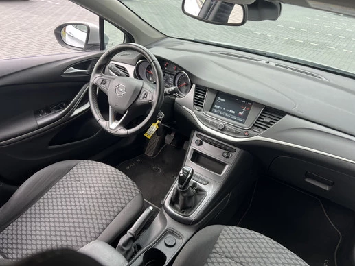Opel Astra - Afbeelding 18 van 30