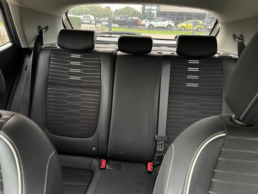 Kia Stonic - Afbeelding 19 van 30