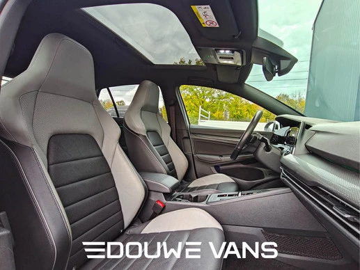 Volkswagen Golf - Afbeelding 18 van 30