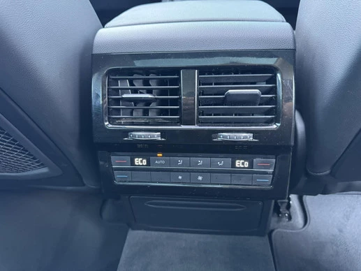 Volkswagen Touareg - Afbeelding 29 van 30