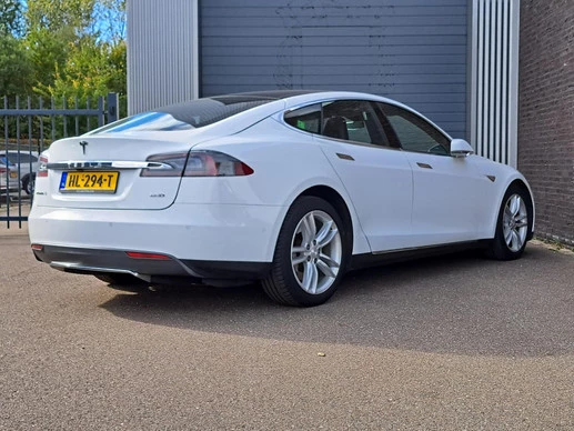 Tesla Model S - Afbeelding 4 van 30
