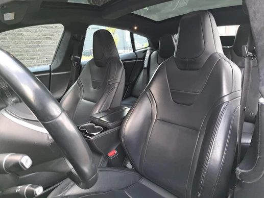 Tesla Model S - Afbeelding 15 van 30