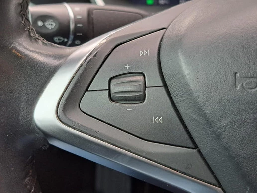 Tesla Model S - Afbeelding 19 van 30