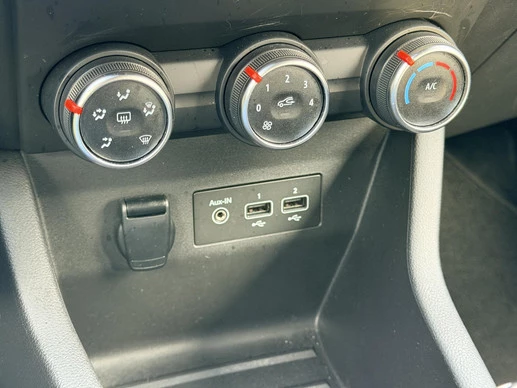 Renault Clio - Afbeelding 16 van 28