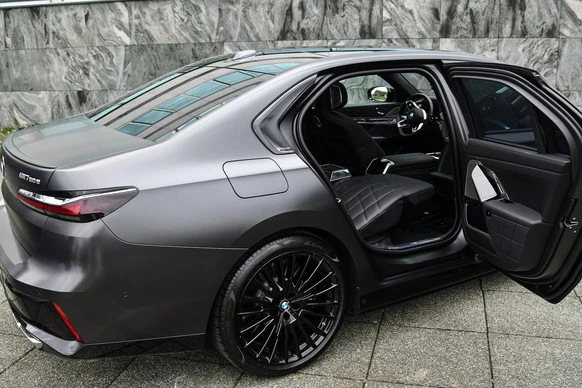 BMW 7 Serie - Afbeelding 7 van 30