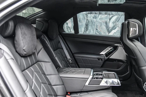 BMW 7 Serie - Afbeelding 15 van 30