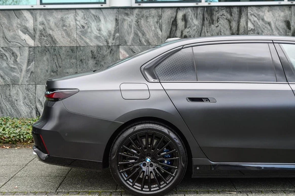 BMW 7 Serie - Afbeelding 28 van 30