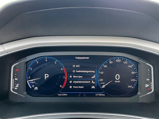 Volkswagen T-Roc - Afbeelding 9 van 30