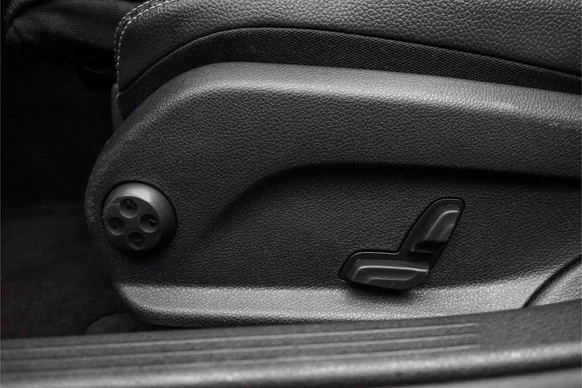 Mercedes-Benz C-Klasse - Afbeelding 27 van 30