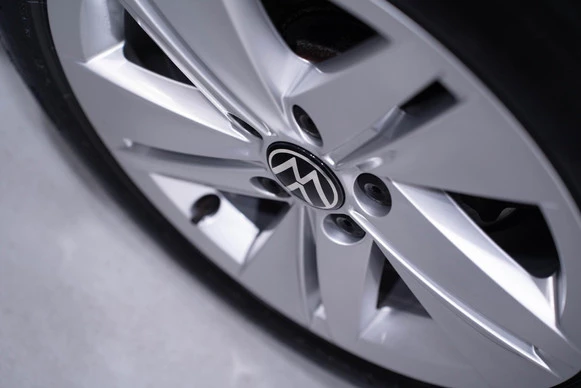 Volkswagen Golf - Afbeelding 17 van 30