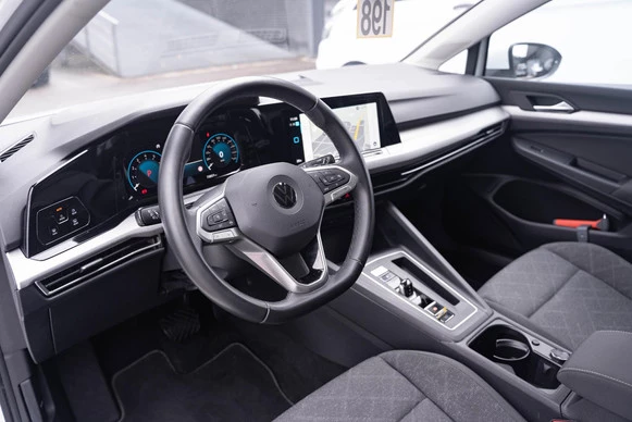 Volkswagen Golf - Afbeelding 24 van 30