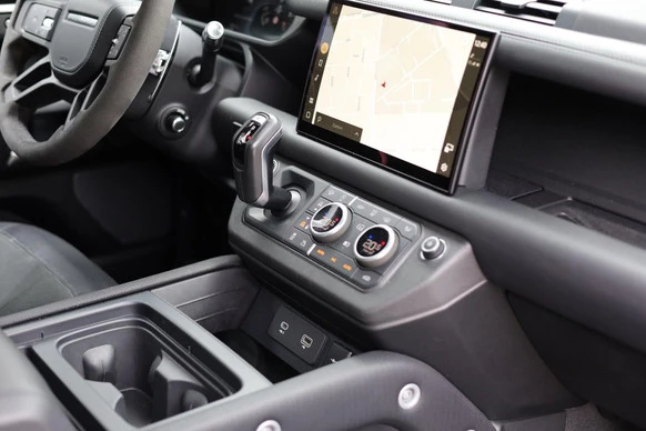 Land Rover Defender - Afbeelding 14 van 30