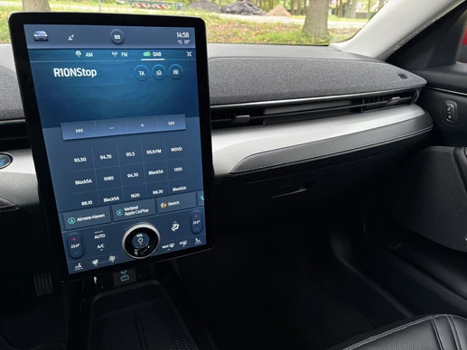 Ford Mustang Mach-E - Afbeelding 12 van 21