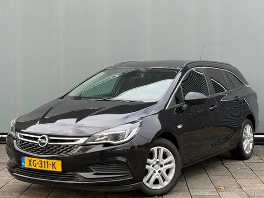 Opel Astra - Afbeelding 1 van 17