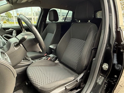 Opel Astra - Afbeelding 4 van 17
