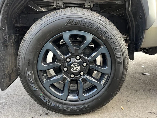 Toyota Hilux - Afbeelding 7 van 30