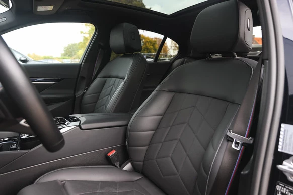 BMW i5 - Afbeelding 12 van 30