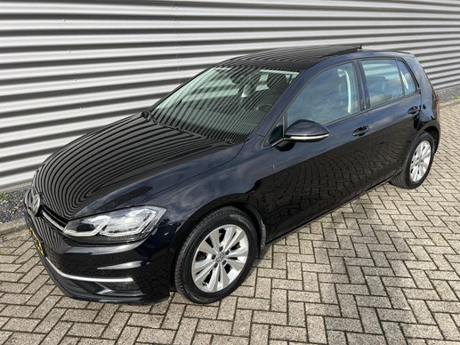 Volkswagen Golf - Afbeelding 1 van 23