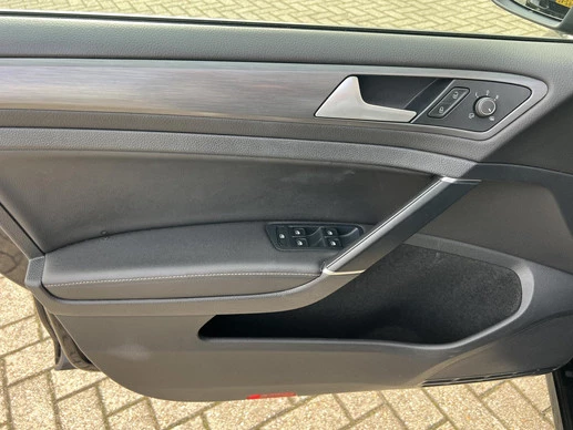 Volkswagen Golf - Afbeelding 11 van 23