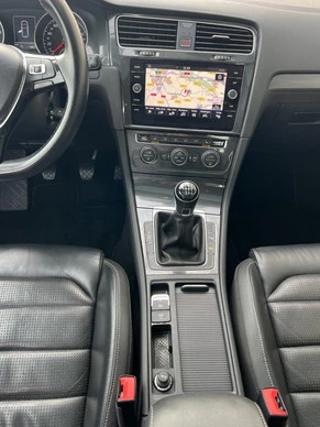 Volkswagen Golf - Afbeelding 17 van 23