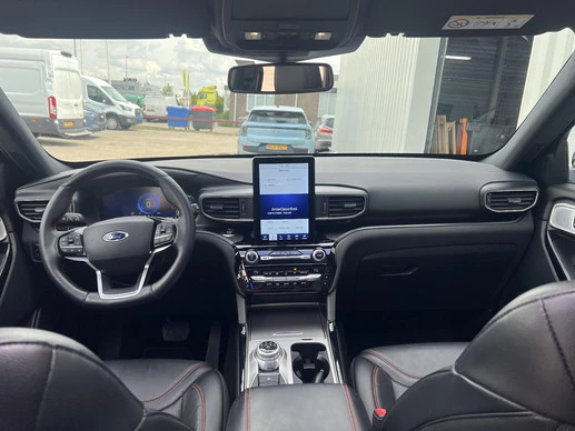 Ford Explorer - Afbeelding 16 van 30