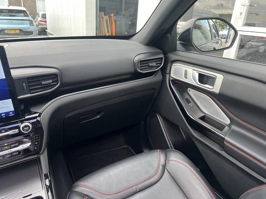 Ford Explorer - Afbeelding 18 van 30