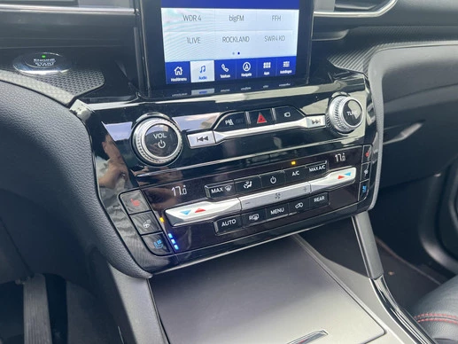 Ford Explorer - Afbeelding 25 van 30