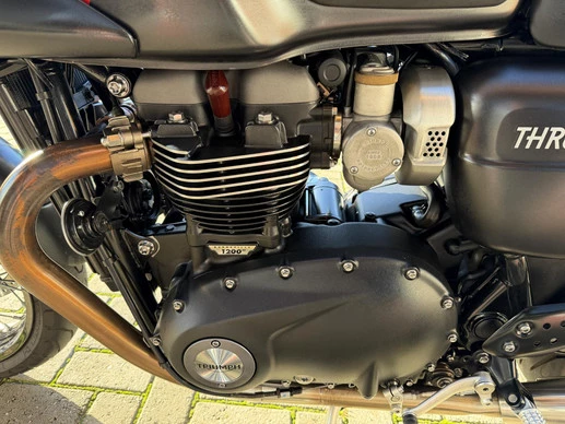 Triumph Thruxton 1200 - Afbeelding 12 van 20